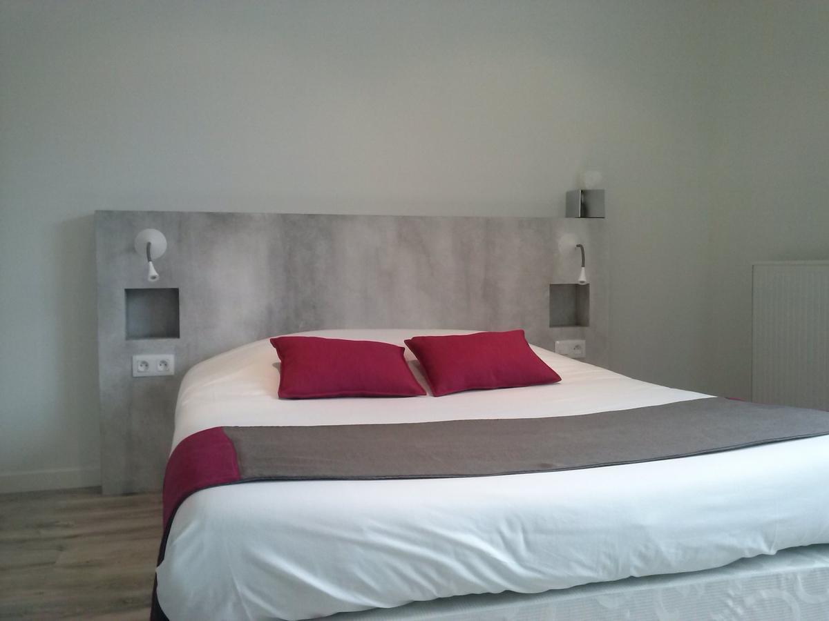 Logis - Hotel Restaurant Du Canard Hangest-sur-Somme ภายนอก รูปภาพ